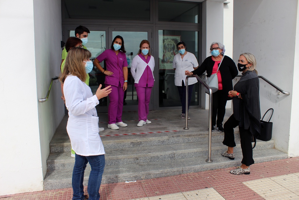 El Ayuntamiento concede una subvención directa al Centro de Mayores y Dependientes para luchar contra la pandemia