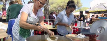 Cartaya Tv | Tradicional Habas con Chocos de la Hdad. de San Isidro Labrador de Cartaya