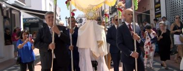 Cartaya Tv | Cartaya celebró el Corpus Christi con la participación de numerosos niños y niñas