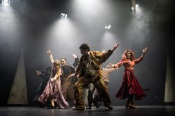 Jose-Luis-Navarro-Divinas-Palabras-02-2048x1365